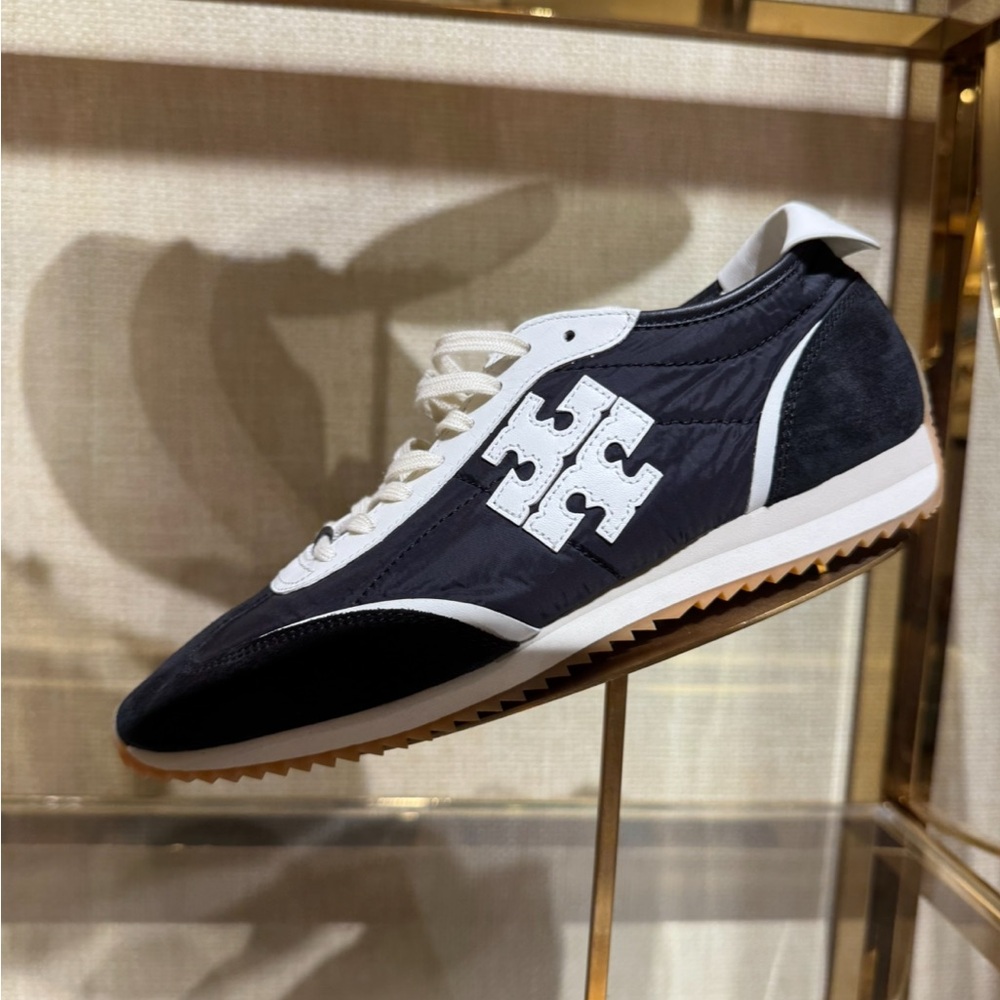 Tory Burch vintage T Logo Leather Sneaker